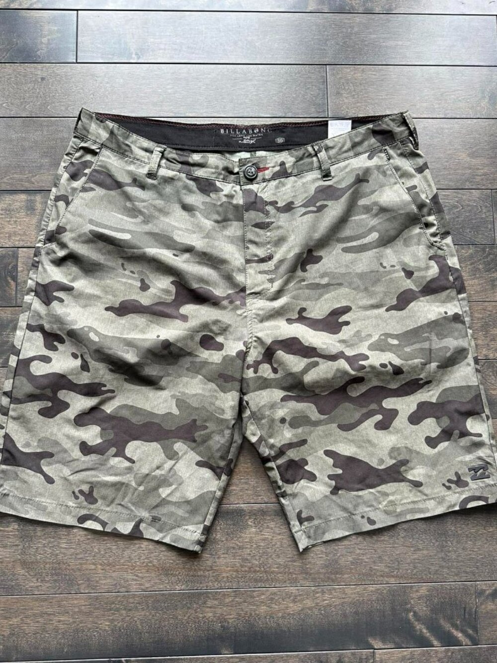 Billabong Camo Men's Shorts
